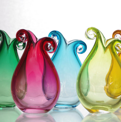 Curly Vases